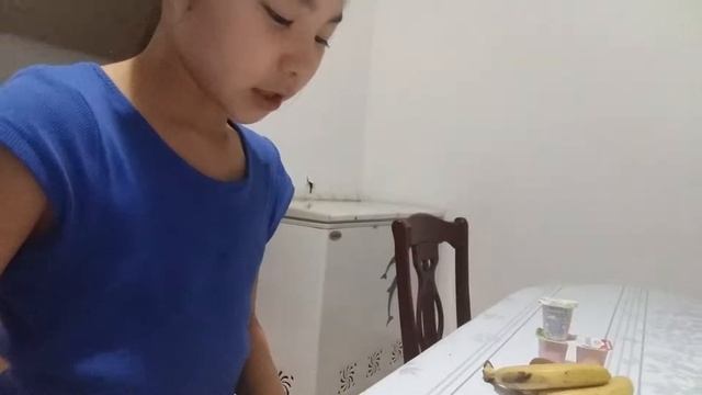 Готовлю фруктовый салат ?? смотреть онлайн