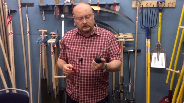 Приспособление для отбивки ручной косы | CADEAUX.RU смотреть онлайн
