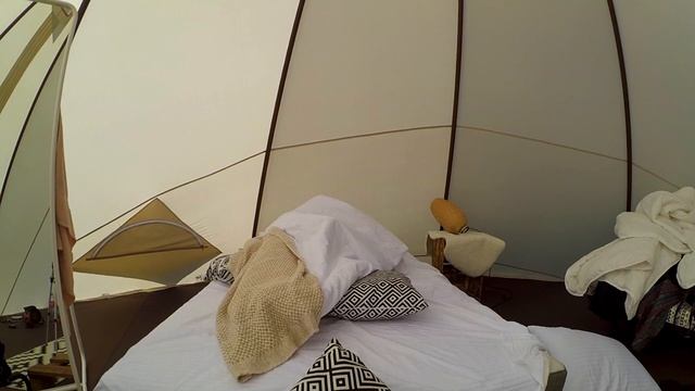 The Life of Life's - Boho Camp смотреть онлайн