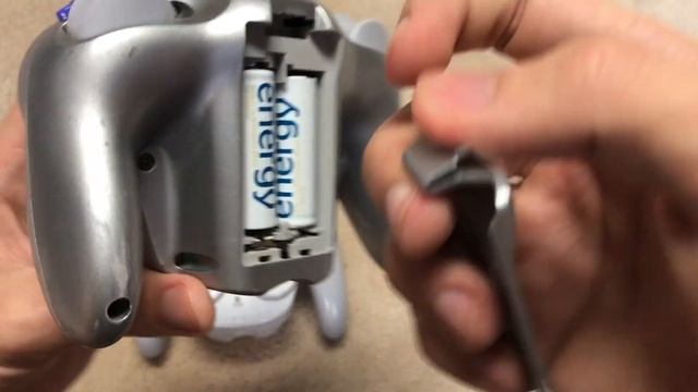 Third Party Battery Cover Review (GameCube Wavebird Controller) смотреть онлайн
