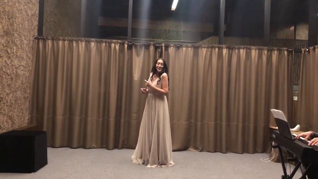 Актриса Ольга Мерк. И нет в мире очей. Музыка Петра Булахова, Слова Н.Н. смотреть онлайн