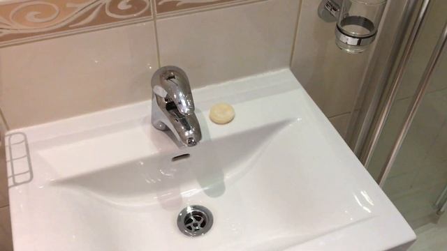 ОДИН ДЕНЬ В ЛОНДОНЕ / РУМТУР ГОСТИНИЦЫ В ЛОНДОНЕ смотреть онлайн
