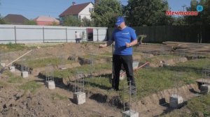 Дом из газобетона. 9,3x9,3 м. Свайно-ростверковый фундамент для дома из газобетона