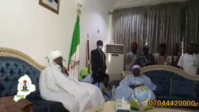 The Emir Kano HRHAlhaji Aminu ado Bayero in company of H.R.H the Shehu of Borno, Alhaji Abubakar Ib смотреть онлайн