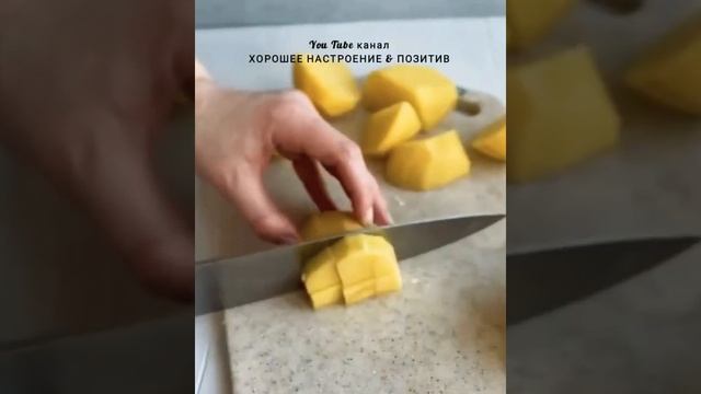 Томатный суп с фасолью.?? #shorts #короткиевидео #супы #short #томатныйсуп #рецепты смотреть онлайн