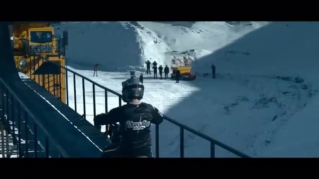Рекорд России прыжок с белаза на белаз, Adrenaline rush смотреть онлайн