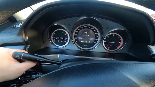 How To Change Speedometer Brightness Level In Mercedes GLK Off-roader ( 2008 – 2011 )