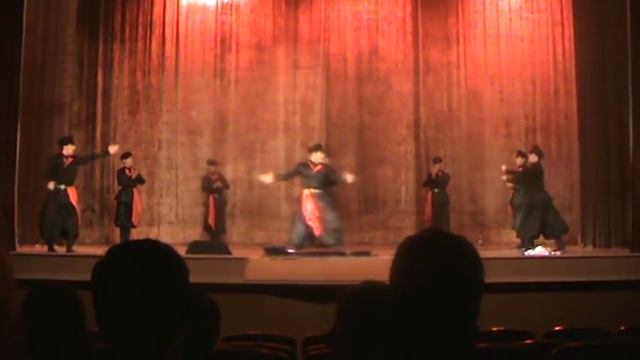 Кинтоури Kintouri (Elefteria style) смотреть онлайн