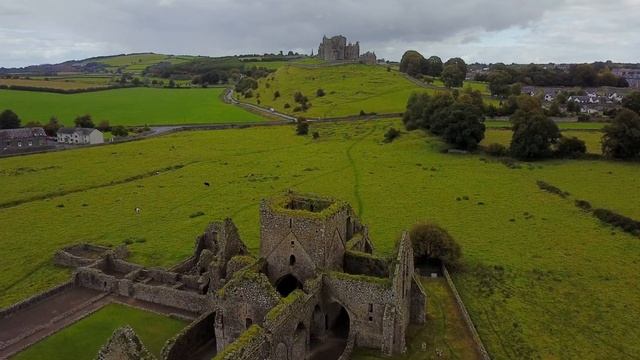 Rock of Cashel, Ireland 4K смотреть онлайн
