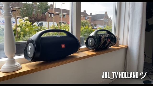 (OLD VIDEO) 2X JBL BOOMBOX 2 BASS TEST 100%VOL смотреть онлайн