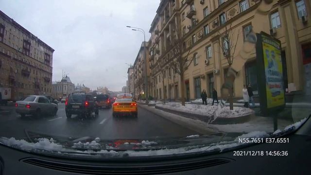 Driving in Moscow city: Текстильщики - Марфино 18/12/2021 (timelapse) смотреть онлайн