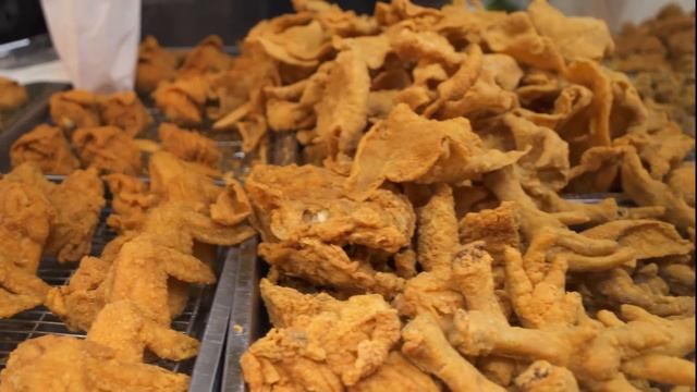 MALAYSIA Street Food Tour In Kuala Lumpur - PASAR MALAM TAMAN CONNAUGHT NIGHT MARKET