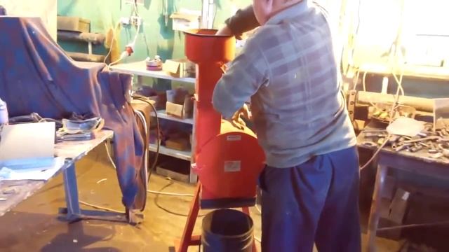 Измельчитель отходов Glater 500 Дробление стекла и пластика смотреть онлайн