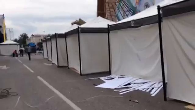 Подготовка к 1 Маю, ем донер смотреть онлайн