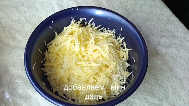 Салат из капусты и яблок/Cabbage and apple salad смотреть онлайн
