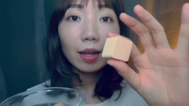 【ASMR】眠れる声で定評のメイクさん（地声・囁き・タッピング・メイクアップ音・氷水・スポンジ）【睡眠導入】 смотреть онлайн