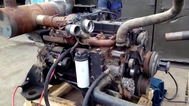 Обкатываем двигатель после восстановления с экскаватора Komatsu PC300-7 с Valena SV смотреть онлайн