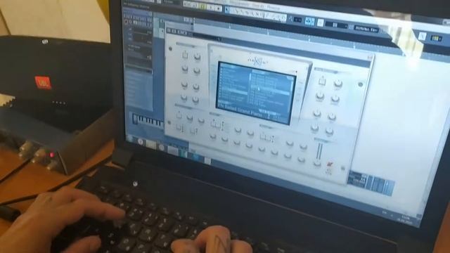 Как записать быстро трек?? Пишу трек на клавиатуре ПК! смотреть онлайн
