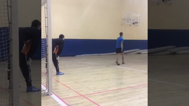 Зал. Мини сейв))) смотреть онлайн