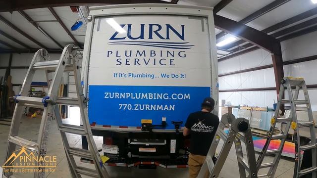 Zurn October Box Truck Wrap смотреть онлайн