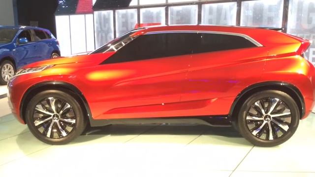 Mitsubishi XR-PHEV Hybrid Concept Car смотреть онлайн