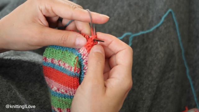 TOE UP SOCK Knitting TUTORIAL // Fast And Easy Socks | ONE AT A TIME On 9 Inch Knitting Needles