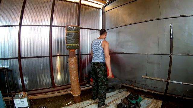 ДЛЯ УЛИЦЫ ЛОКОТЬ смотреть онлайн