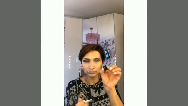 Вечерний макияж с акцентом на глаза и пудровыми губами. А ещё, новым тональным средством! смотреть онлайн