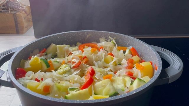 Я могу есть это Овощное Рагу каждый День! ВЫ БУДИТЕ ГОТОВИТЬ ЕГО ВСЕГДА. смотреть онлайн