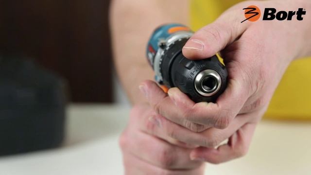 Обзор дрели-шуруповерта BORT BAB-14Ux2-FDK смотреть онлайн