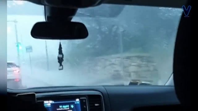Hundreds of people were left without houses and cars! A terrible flood hits Malta смотреть онлайн