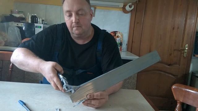 Кормушка для птенцов своими руками смотреть онлайн