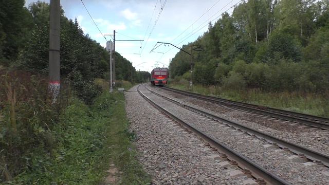 Электропоезд ЭР2Р-7075 перегон Тихонова Пустынь - Суходрев смотреть онлайн