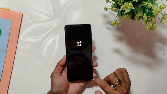Cyberpunk Theme On Oxygen OS 13 | Oneplus | TheTechStream