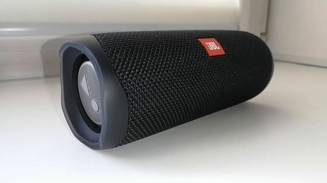 Колонка JBL FLIP 5 LFM 60% Bass Test смотреть онлайн