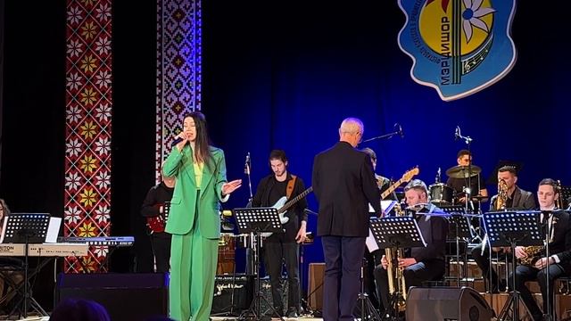 Татьяна Король Sam Coslow "You’ll have to swing it (Mr. Paganini)" смотреть онлайн