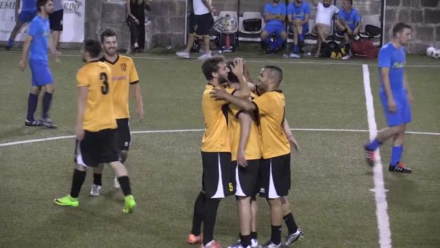 Tunnel e Goal Da Centrocampo di Bertoni смотреть онлайн