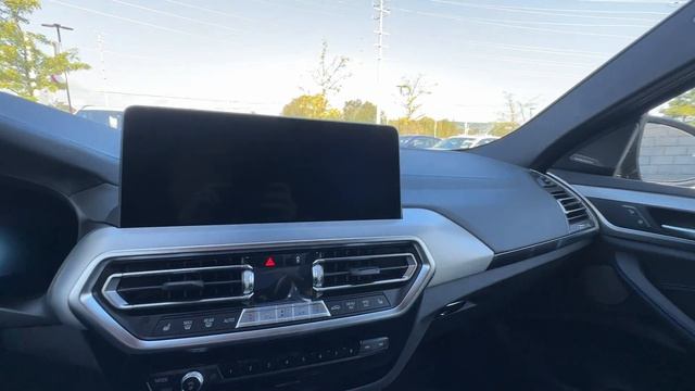 2024 BMW X4 M40i - Carbon Black