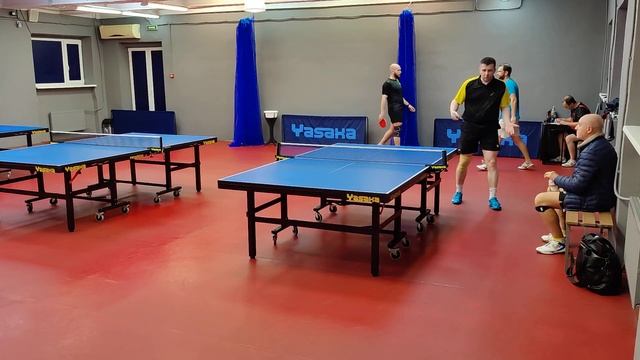 Буханов А. (нет) - Кондаков И. (723) R-СПб настольный теннис в TTCLUB-Левашовский 27.10. смотреть онлайн