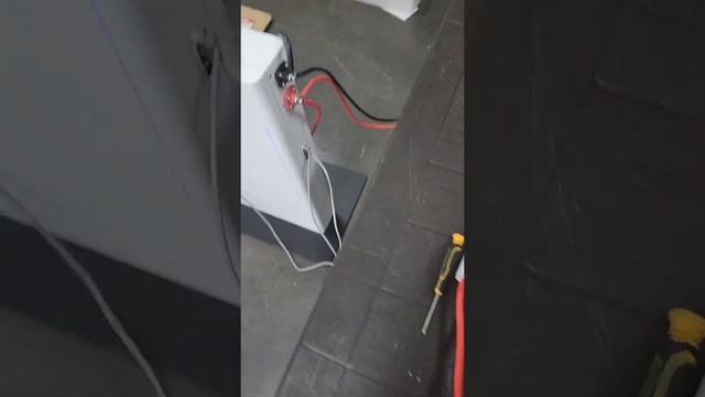 d.grid lithium battery connection parallel with deye inverter смотреть онлайн