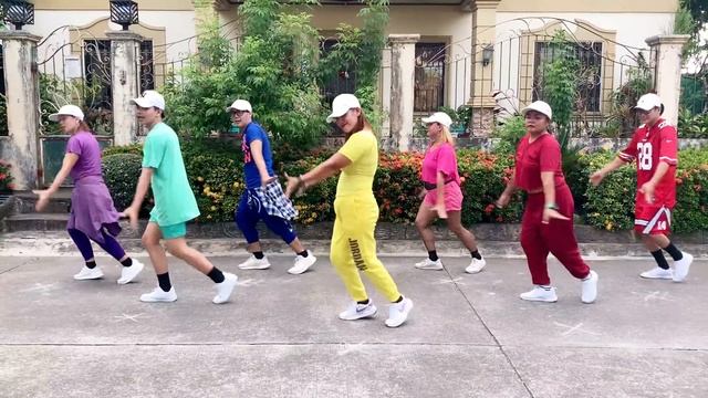 RETRO MEDLEY - Dance Fitness | Zumba смотреть онлайн