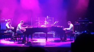 "Кармен" "Три рояля" покоряют Хайфу.