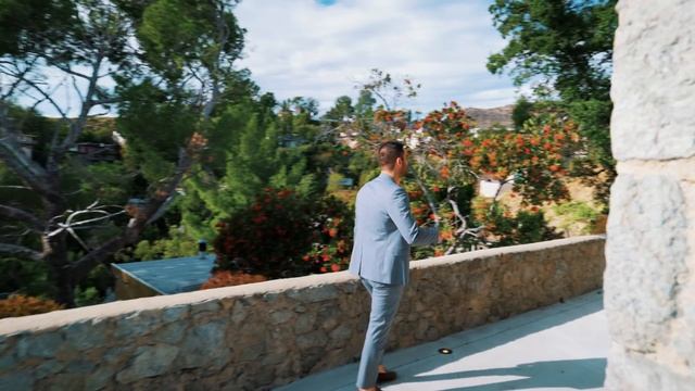Inside a FIVE STORY Mansion in the Hollywood Hills смотреть онлайн