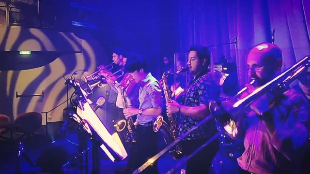 2023 11 04 Wonder Day 7 Funk Set In Music Hall Aloszas EWF preset 3Mbps VBR 2 passes 256kbps audio смотреть онлайн