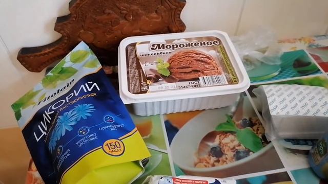 Закупка продуктов и не только в Ленте и Светофоре.