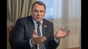 Ведущий Петр Толстой: биография, личная жизнь