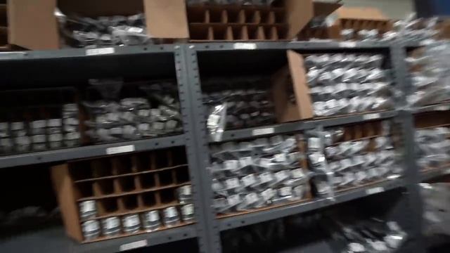 How to Make MILLIONS of Fishing Lures!!! --Do-It Facility Tour смотреть онлайн