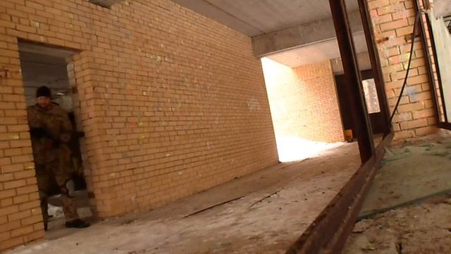 Отработка  двойкой взятие под контроль коридора. отЛичный страйкбол