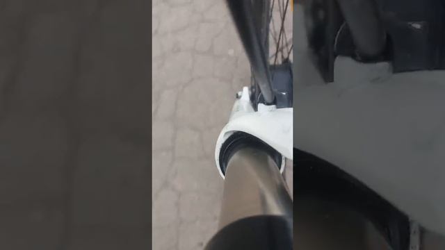странный звук в мотор-колесе смотреть онлайн