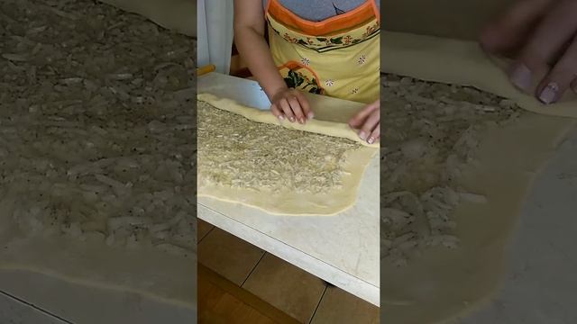 Что приготовить из КУРИЦЫ? ВКУСНЕЙШИЙ штрудель из КУРИЦЫ. смотреть онлайн